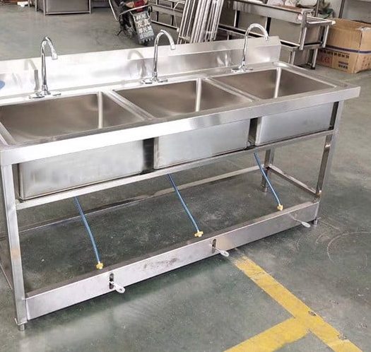 Bồn rửa tay inox có van chân đạp nước sạch kích thước theo yêu cầu 2
