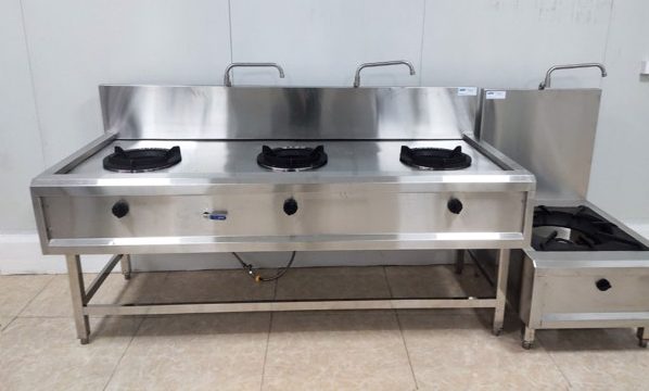 Bếp Á 3 họng đốt kiềng gang 4